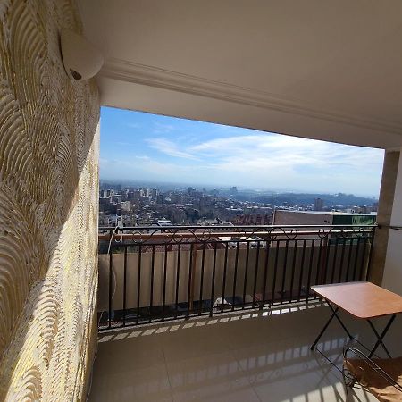 Flat With Balcony On Cascade Apartment Yerevan Ngoại thất bức ảnh
